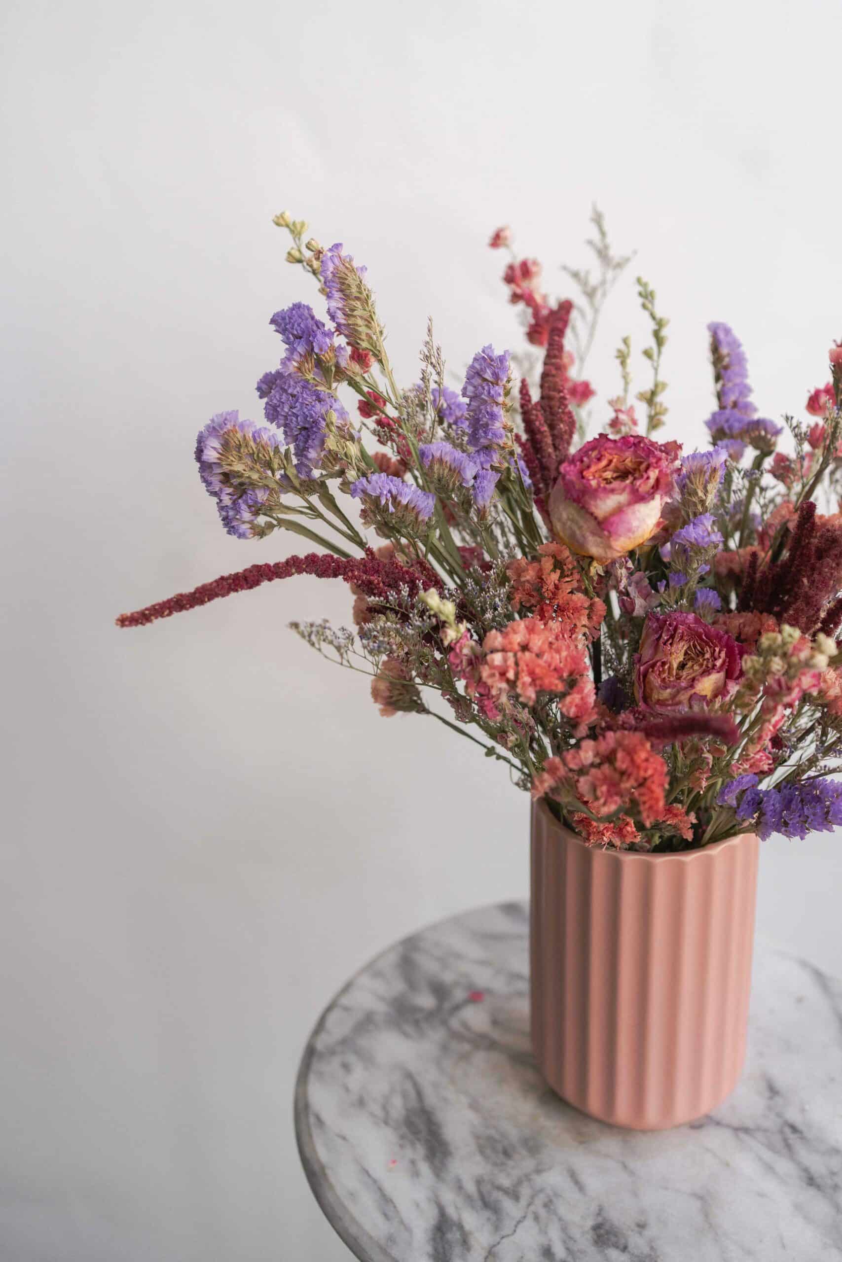 The Dozen Roses - Image 22