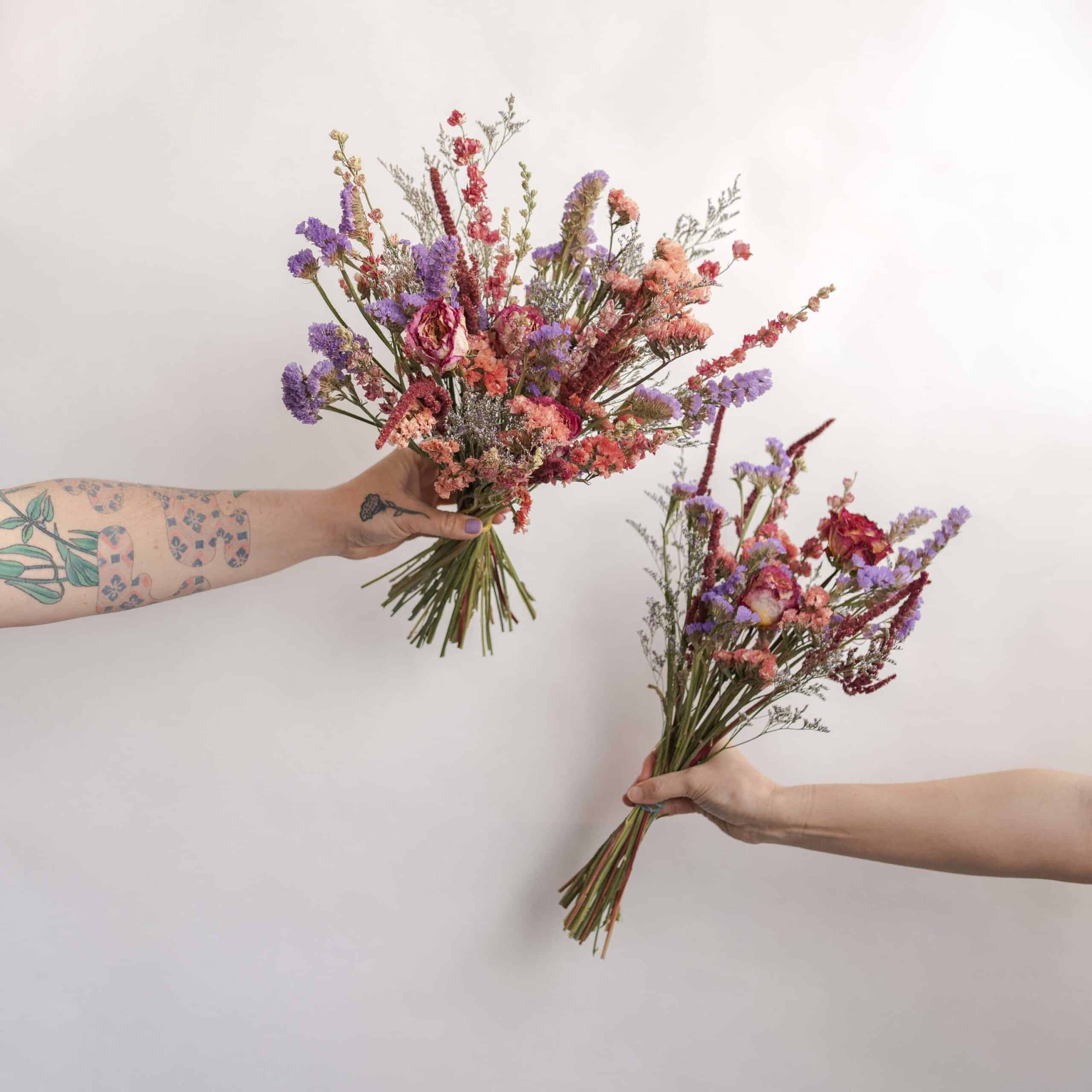 The Dozen Roses - Image 30