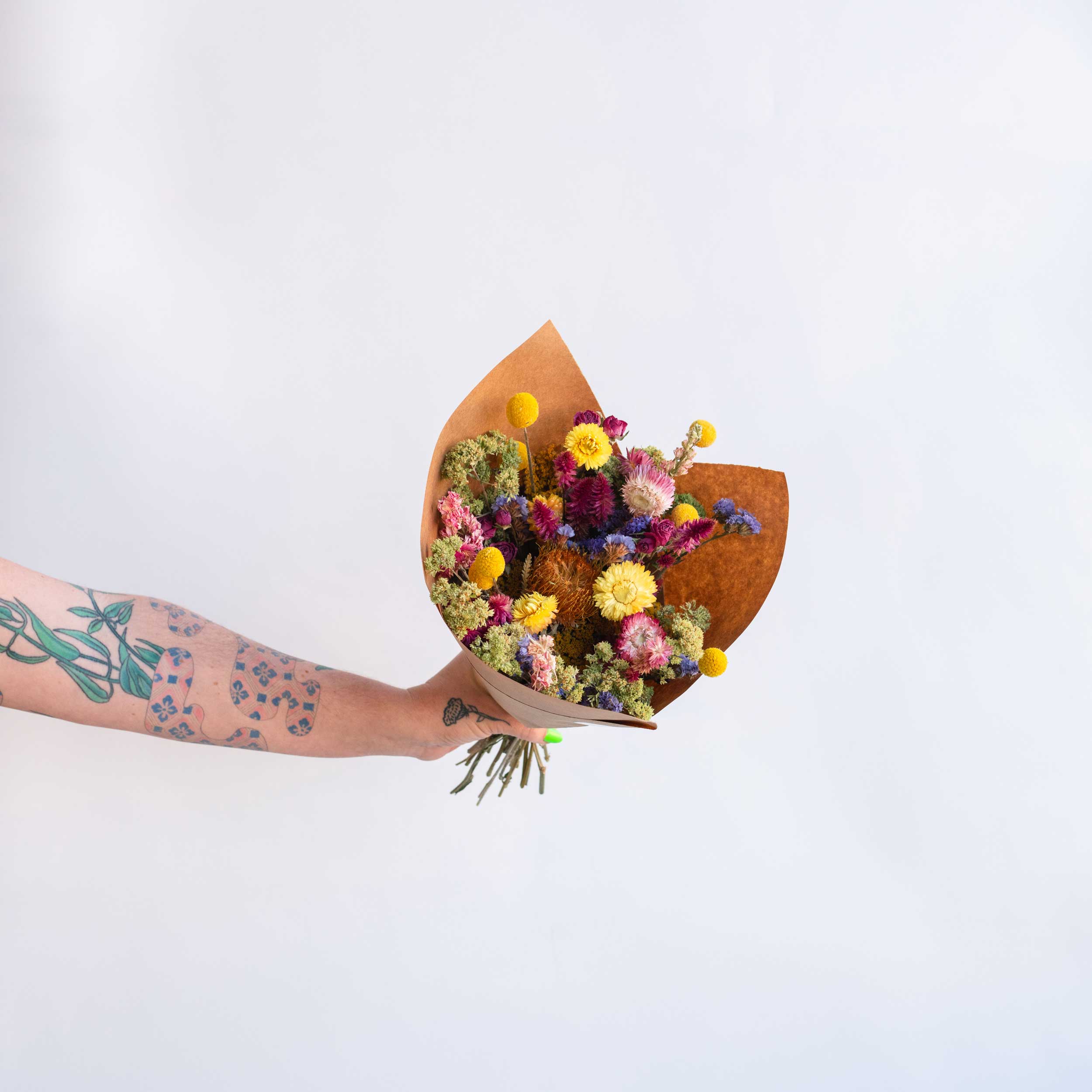 The Signature Dried Bouquet - Image 8