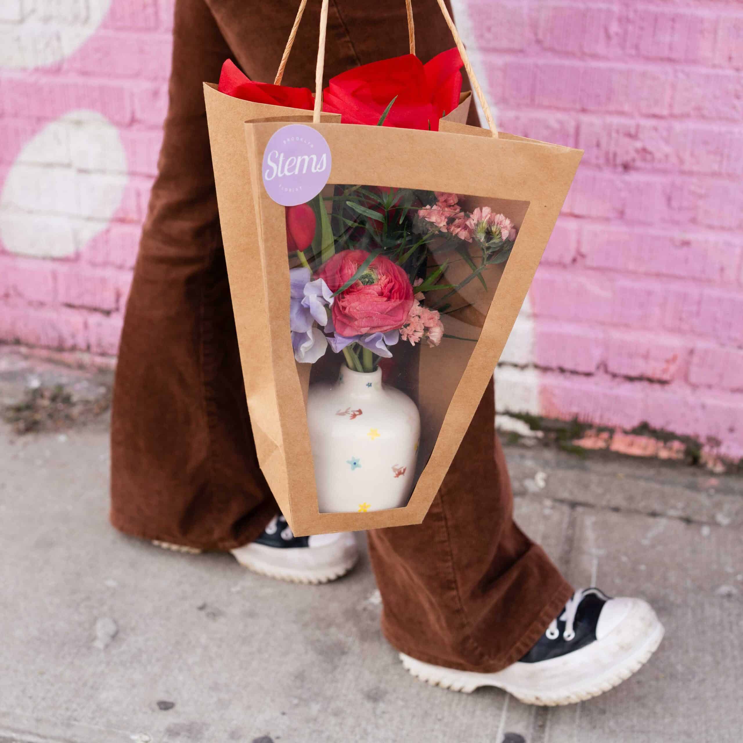 The Dozen Roses - Image 15