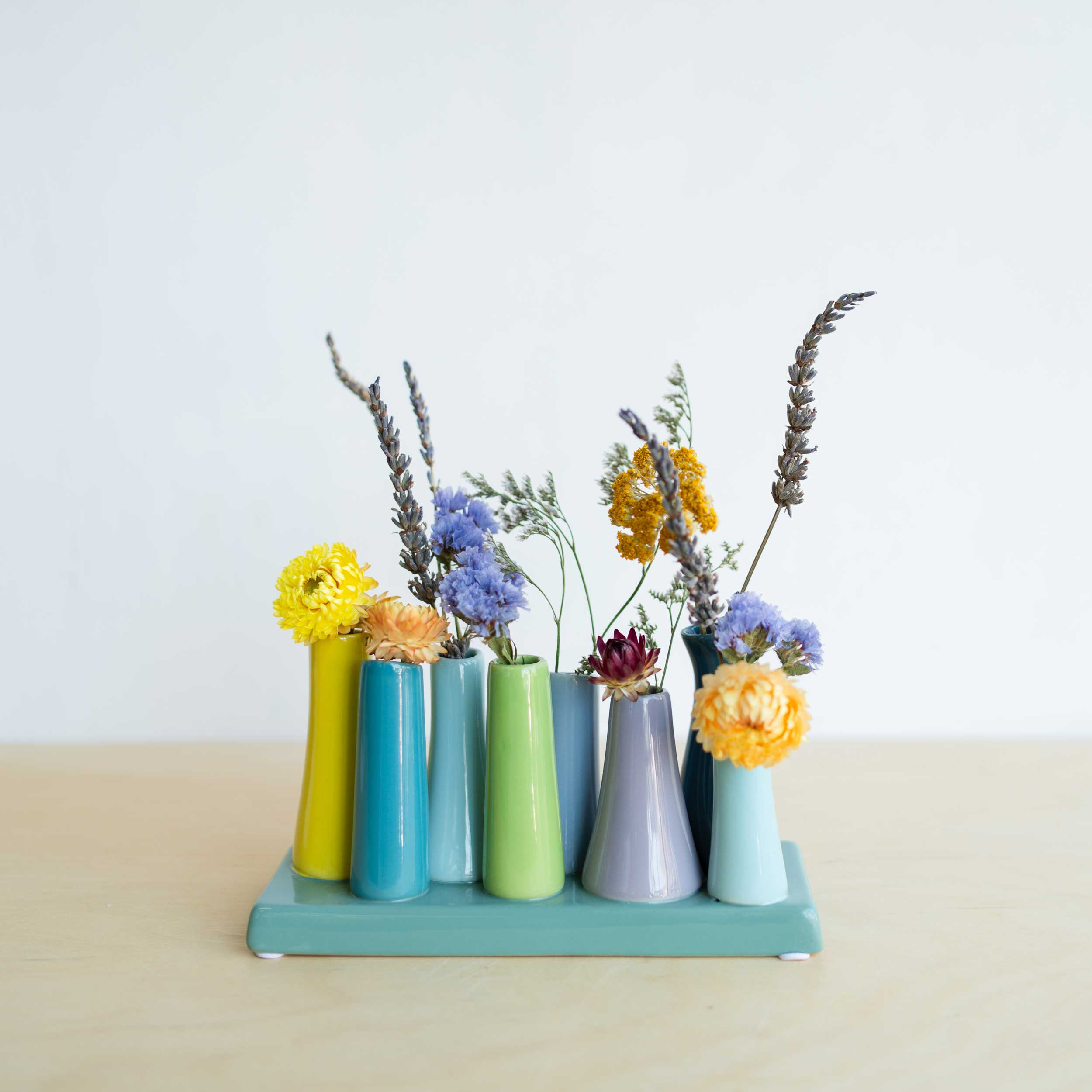 The Ceramic Bud Vase Set - Image 5
