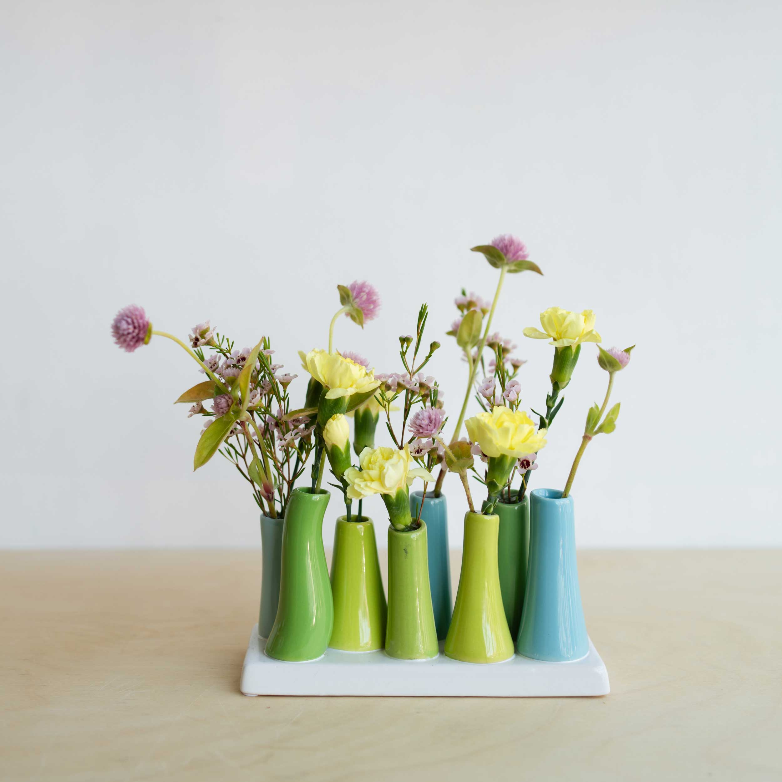 The Ceramic Bud Vase Set - Image 6